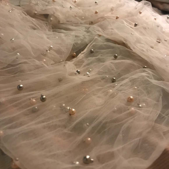 free gift: 8 small white mesh headscarfs/ other use with pink and silver pearls - Picture 3 of 4